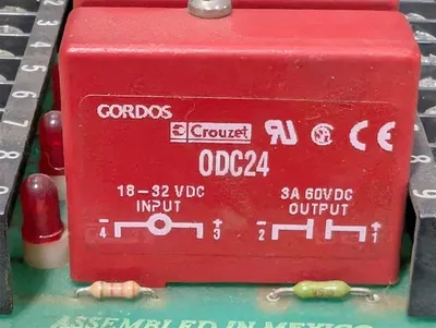 Crouzet PB-4R Digital I/O Module 57-240D Used