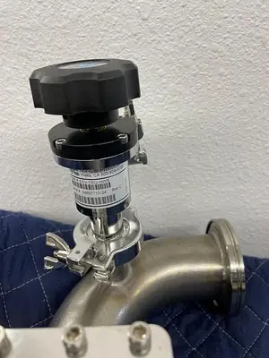 EDWARDS GATE VALVE GVI63M ESV-1002-NWB
