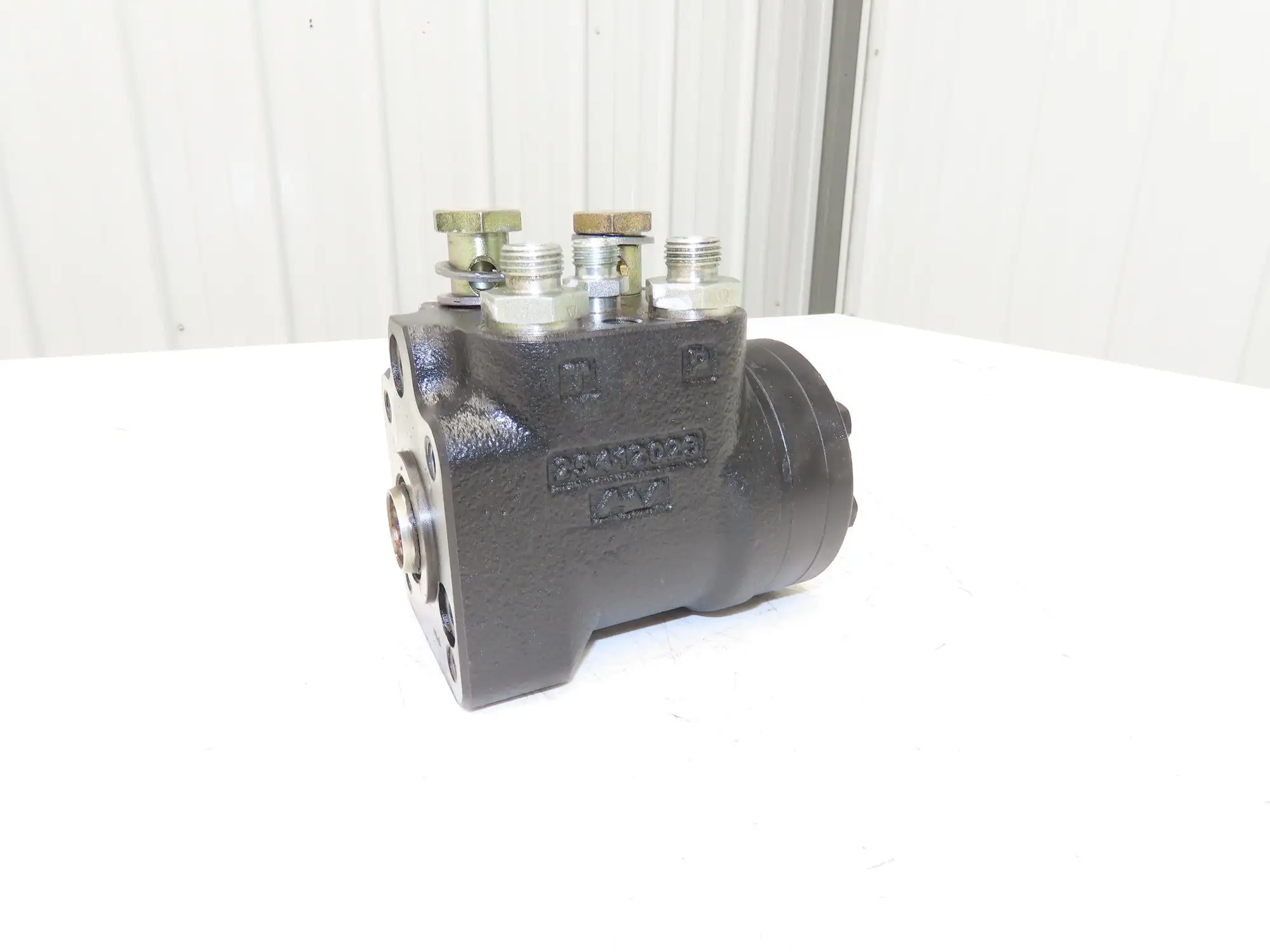 Linde 3865421203 Forklift Hydraulic Power Steering Pump Removed From E20C