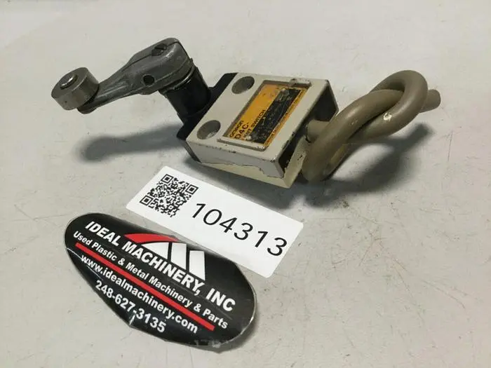 Used OMRON D4C-9033 Relays & Switches Michigan US | Ideal Machinery #703795