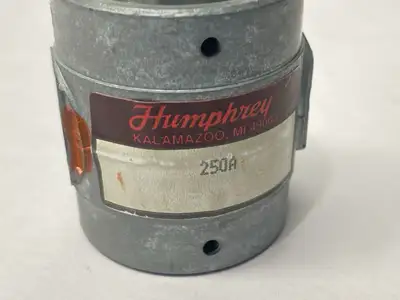 USED HUMPHREY AIR PILOTED 3-WAY VACUUM VALVE
