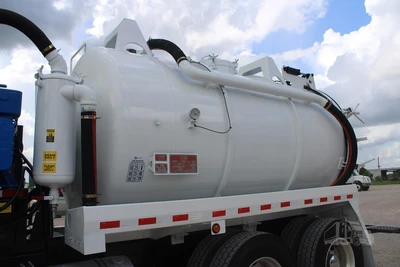 Used 2019 KENWORTH T880 Septic/Sewer/Vacuum Trucks Texas US | Roll Off Truck World #1491813