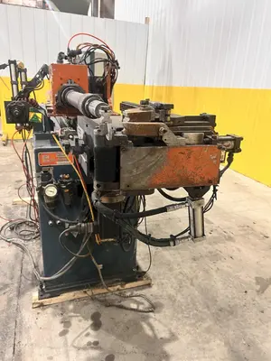 USED EATON LEONARD VB50HPCAPACITY, TUBE DIAMETER ... .625" X .083" WALL