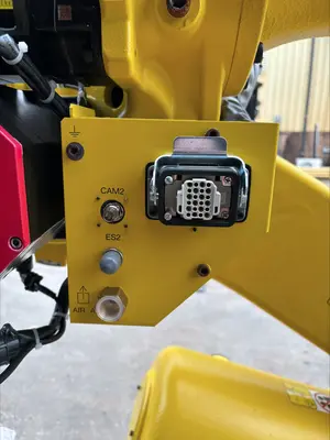 Used 2021 Fanuc R-2000iC/125L A-Cab Robots Wisconsin US | Machine Tool Bids #1518790