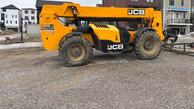 USED 2022 JCB 509-42