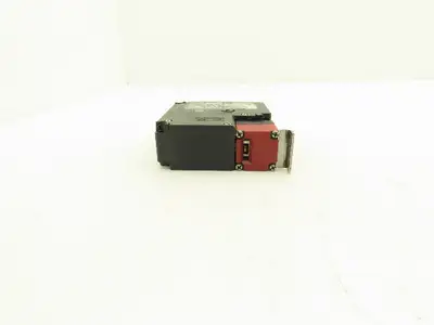Omron D4NL-2HFA-BS Guard Safety-Door Switch Interlock Solenoid Release 24VDC