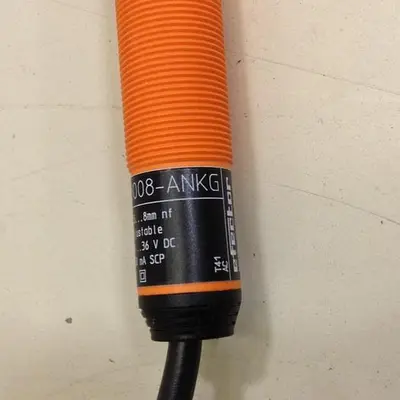 NEW EFECTOR KG5008