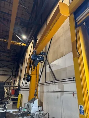 DONATI 1500 kgs electric hoist Material Handling | Bowland Trading Ltd (2)