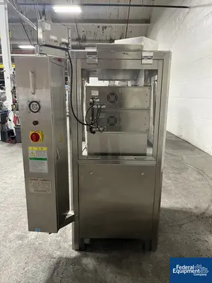 USED BICHENG Bicheng Liquid Capsule Filler, Model NJP 260