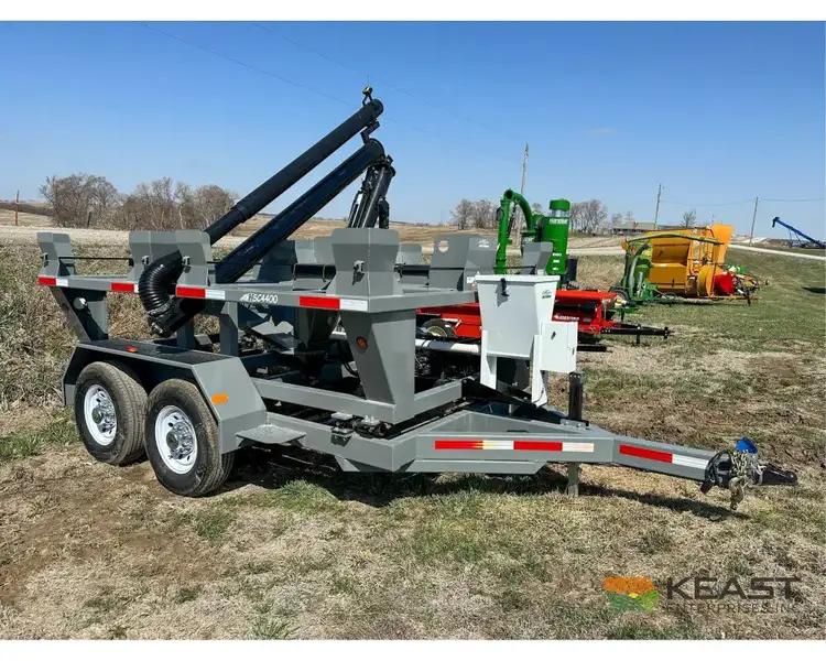 Used TRAVIS _UNKNOWN_ Seed Tenders Iowa US | Keast Enterprises #1360482