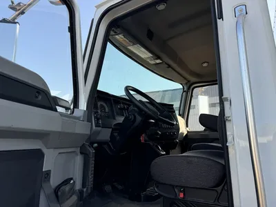 Used 2024 MACK MD BEVERAGE BODY Cab Chassis trucks Minnesota US | Carco Truck & Equipment #1514245