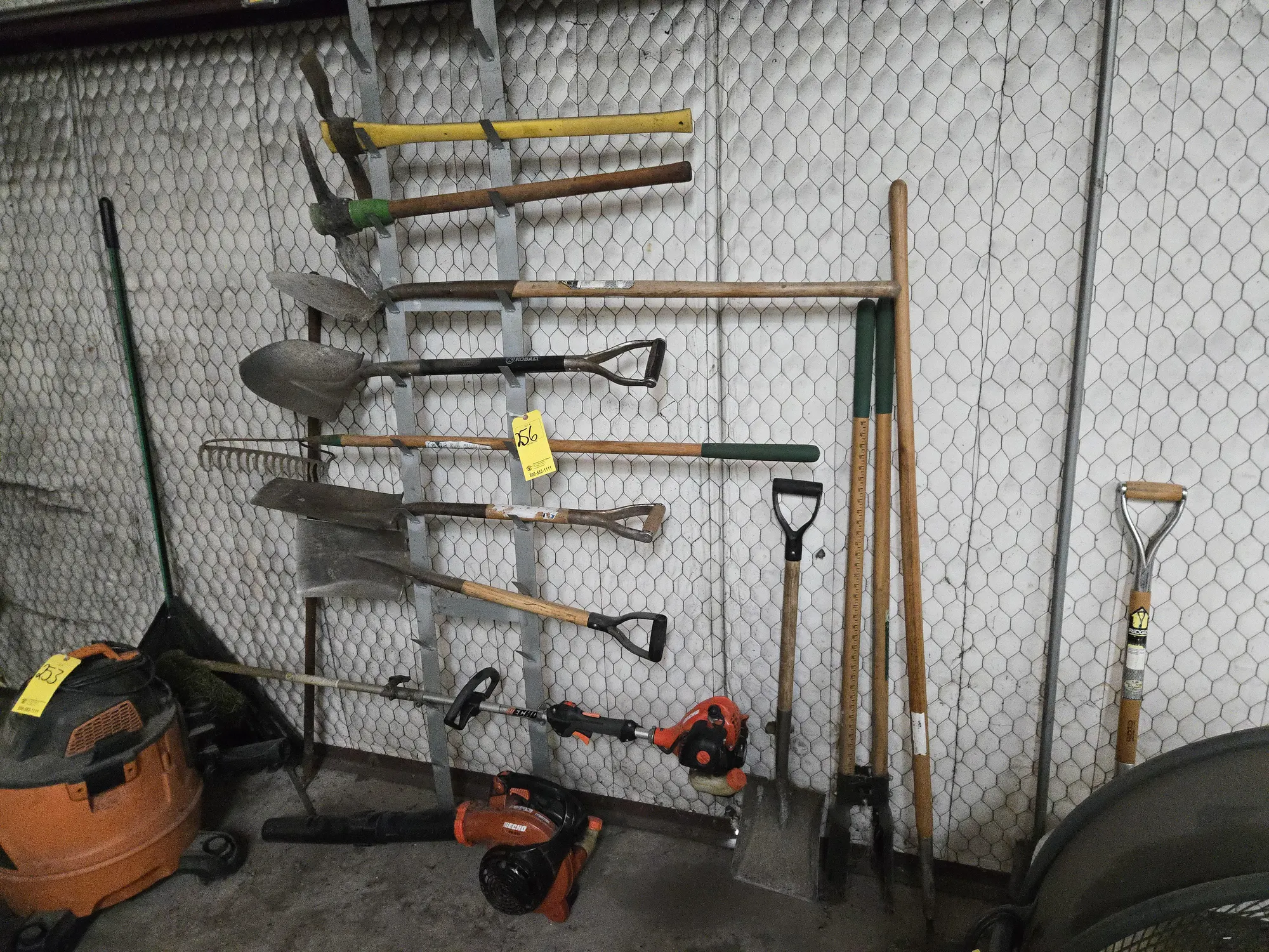 Used _UNKNOWN_ _UNKNOWN_ Landscaping Equipment (Miscellaneous) Texas US | IRS Auction #1325917