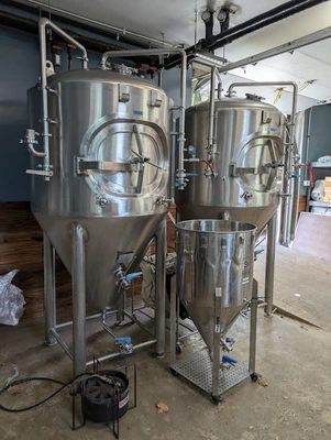 USED 7 bbl fermenters 2014