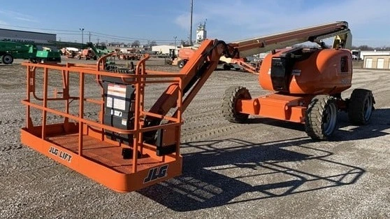 USED 2023 JLG 600 AJ