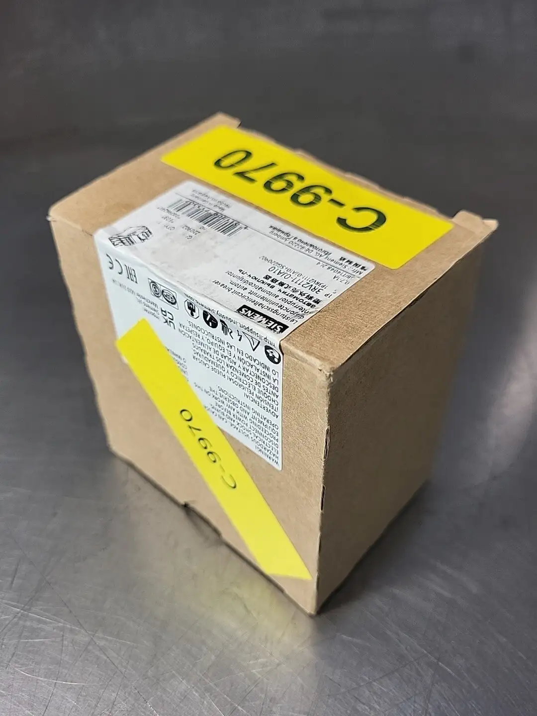 Siemens 3RV2111-0JA10 Circuit Breaker Loc4D1