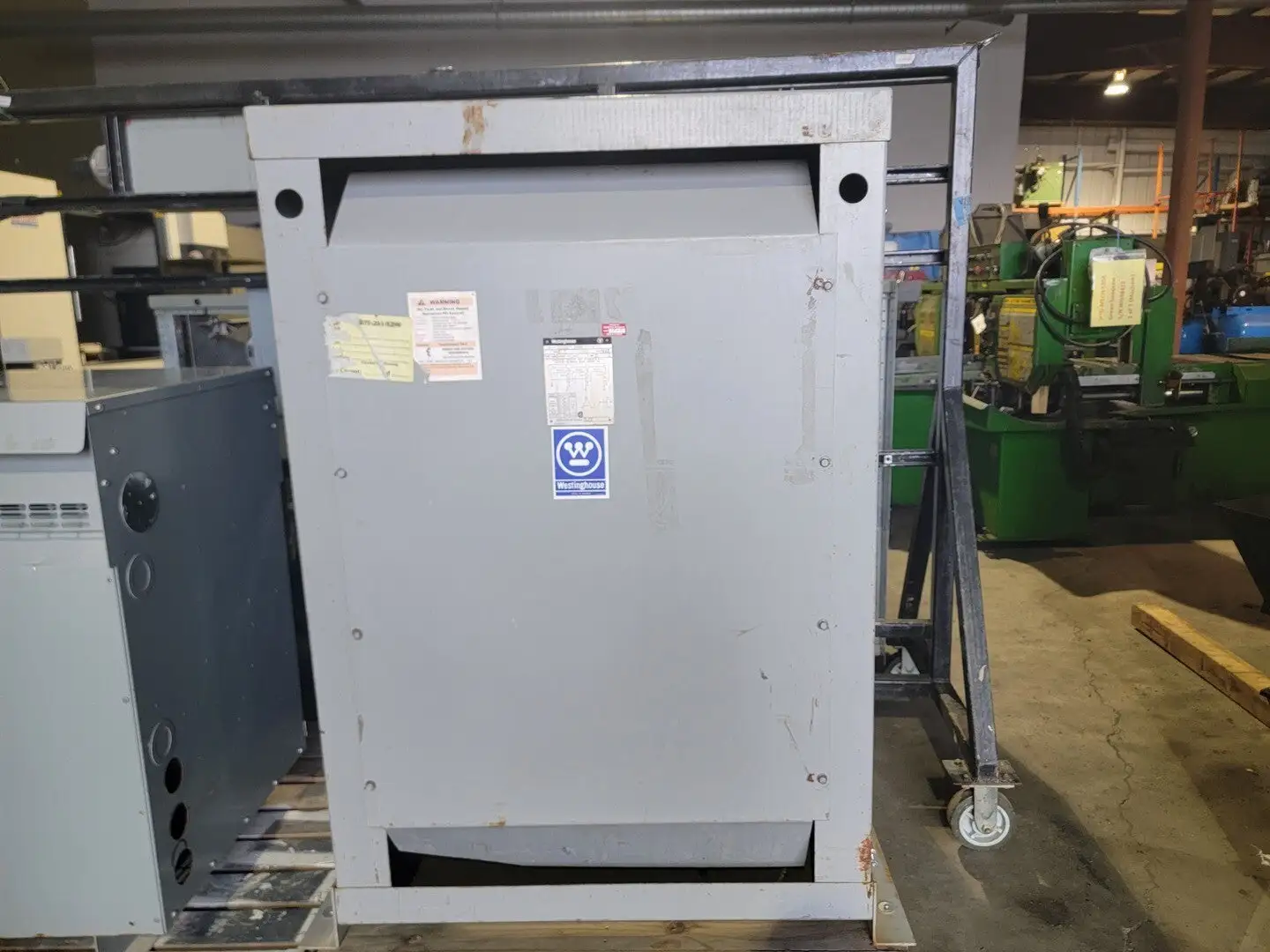 300 kVA Transformer 600 Pri. Volts, 208Y/120 Sec. Volts F60P28T33H5