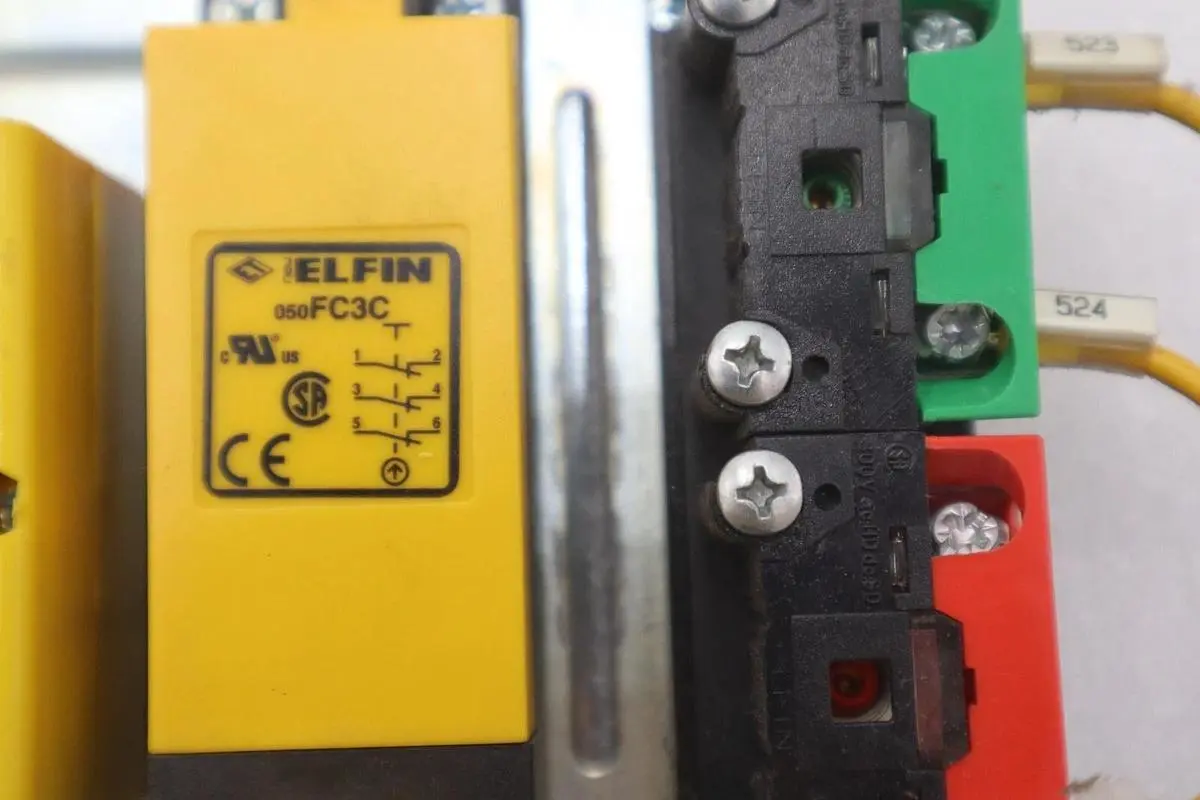 Elfin DSL-3 and Elfin 050-FC3C / 030FA Safety Relay Apparatus STOCK 4477