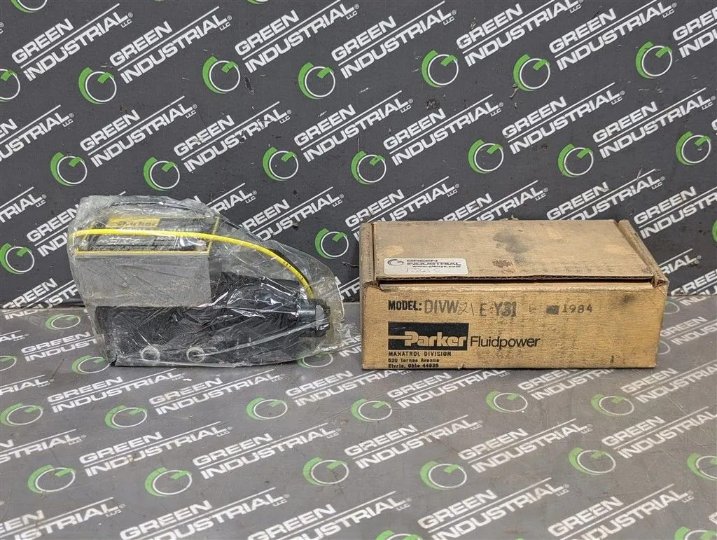 Parker D1VW21E Y 31 X1984HN Directional Control Valve New NIB
