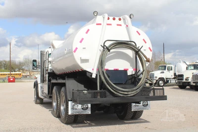 Used 2015 KENWORTH T880 Vacuum Truck Texas US | Roll Off Truck World #1491838