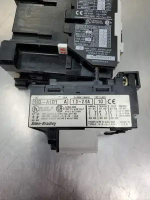 Allen Bradley 100A09ND3 Ser B Contactor w/193A1D1 Safety Relay. 4A43.1