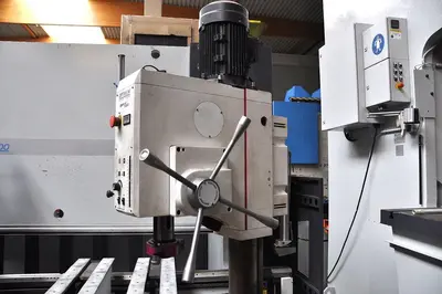 USED OPTIMUM OPTIDRILL DH 32GSV