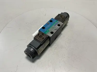 USED VICKERS DG4V-3S-6C-M-U-HL7-60-EN490