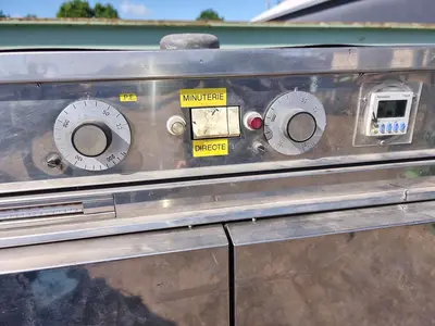 USED MEMMERT OVEN