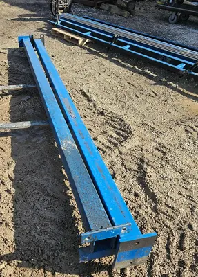 USED GORBEL 1 TON FREESTANDING CRANE