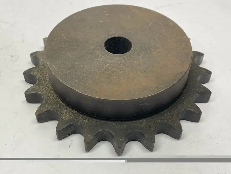 Used MARTIN ROLLER CHAIN SPROCKET 21 TEETH 3/4" BORE Miscellaneous MRO | Maverick Industrial Sales #1121830