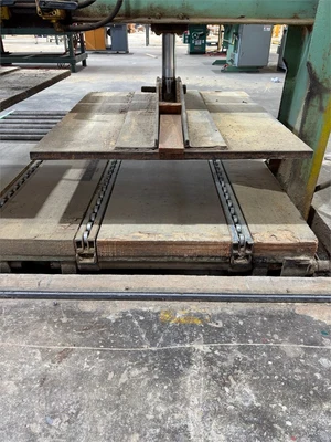 Used _UNKNOWN_ _UNKNOWN_ Laminating Presses British Columbia CA | Coast Machinery Group #913501