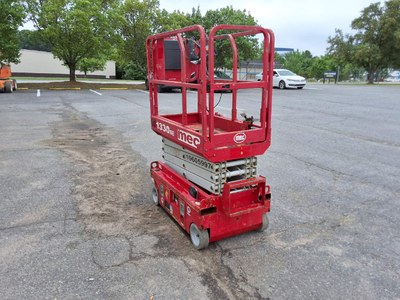Used 2017 MEC 1330SE Scissor Lifters North Carolina US | Stack Equipment #1271280