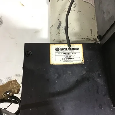 North American HE2050-T1-S Pneumohydraulic Power Unit