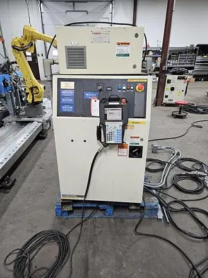 USED 2010 FANUC M-20IA/10L