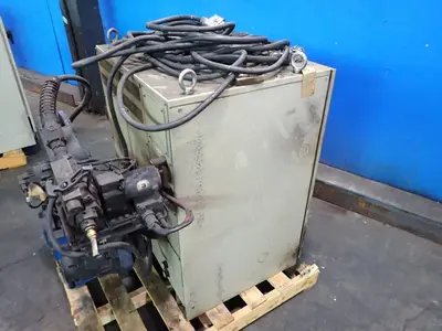 USED 2013 YASKAWA MOTOMAN MH6