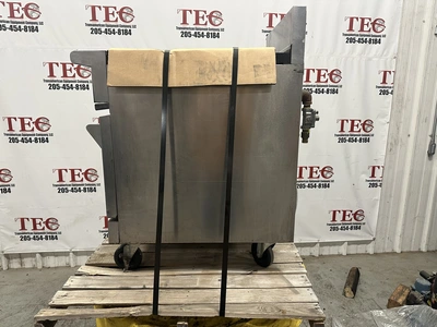 WOLF Cooking Equipment C24S-1Y