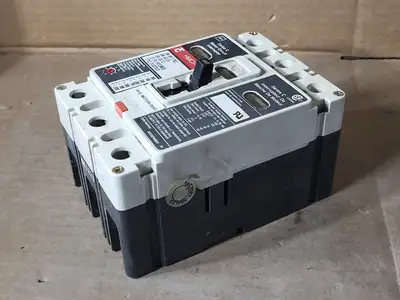 Used CUTLER-HAMMER HMCP100R3S Switchgears British Columbia CA | Lenmark #1435026