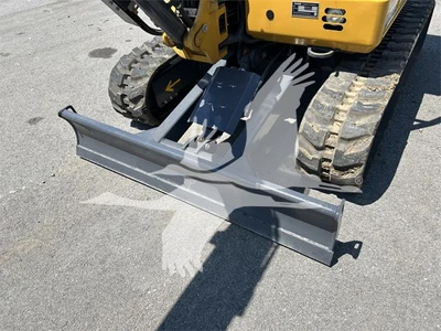 USED 2021 XCMG XE27U