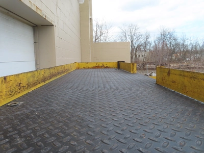 Catwalk, 32" x 96" long