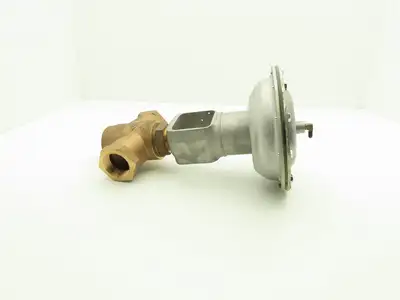 Johnson Controls V-5254-3 1-1/2" NPT Copper Globe Valve 9-13 PSIG Normally Open