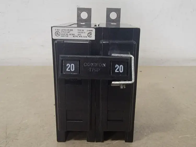 Used CUTLER-HAMMER BA220 Switchgears British Columbia CA | Lenmark #367177
