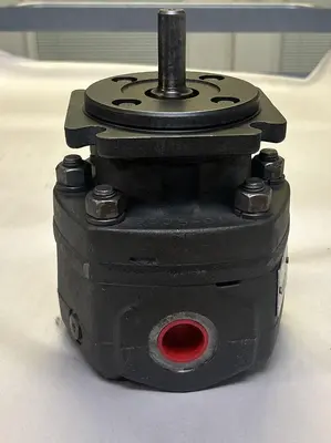 USED PARKER HANNIFIN M2D085X3324