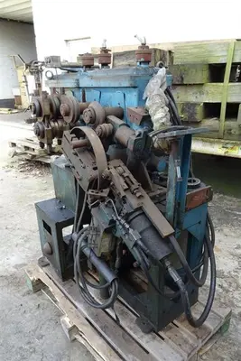 USED DREISTERN FOR MAKING BICYCLE WHEELS