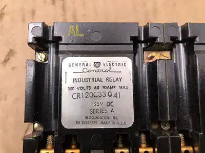 GE CR120C33041 Industrial Control Relay 125VDC 300VAC 10A