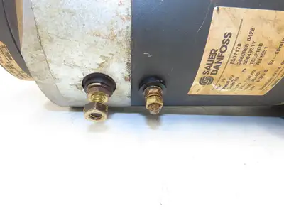 Yale 8507170 Forklift Left Front Drive Axle & Motor 5-Lug Off ESC030FAN36TE094