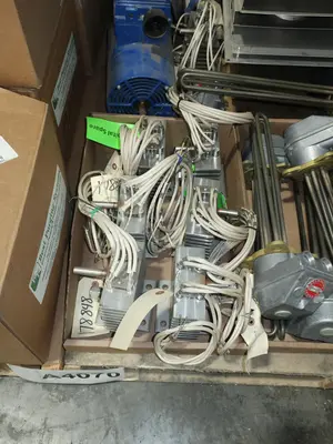 2 PALLETS OF ASSORTED HEATING AND COOLING