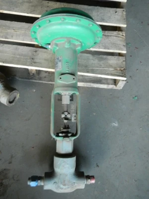 Fisher 1" 3600 Class, WCB Steel Threaded Control Valve