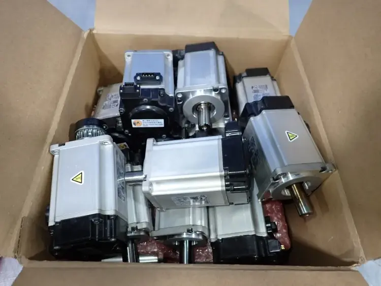 Used OMRON R88MK40030TS2 Motors (misc) Ohio US | HGR 24 #728438