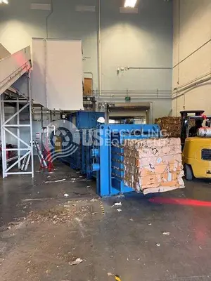 USED 2009 IPS AT864-30 WIDE MOUTH AUTO TIE HORIZONTAL BALER