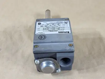 Used BARKSDALE ML1H-S203S Switchgears British Columbia CA | Lenmark #239318
