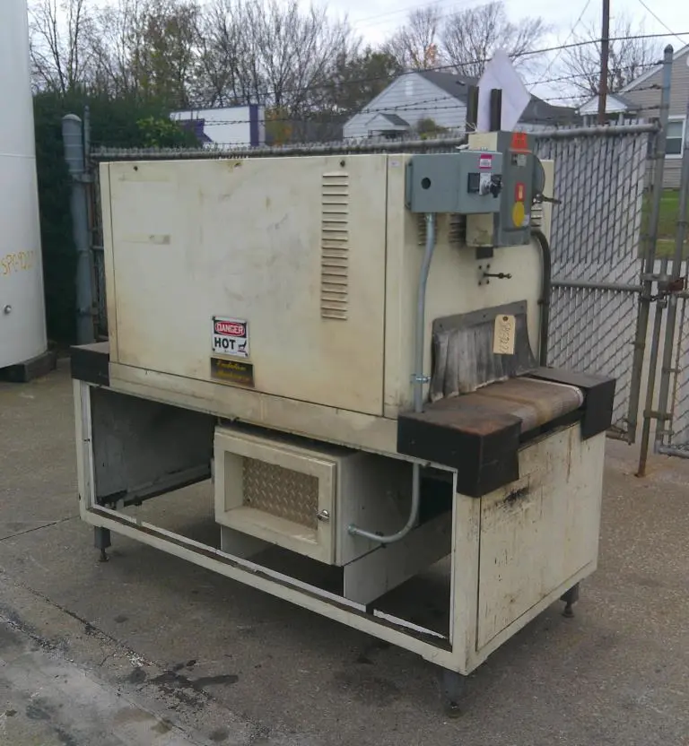 SPC9277  Shrink Tunnel Evolution Machinery electric shrink tunnel 18" wide x 8.25" tall work opening